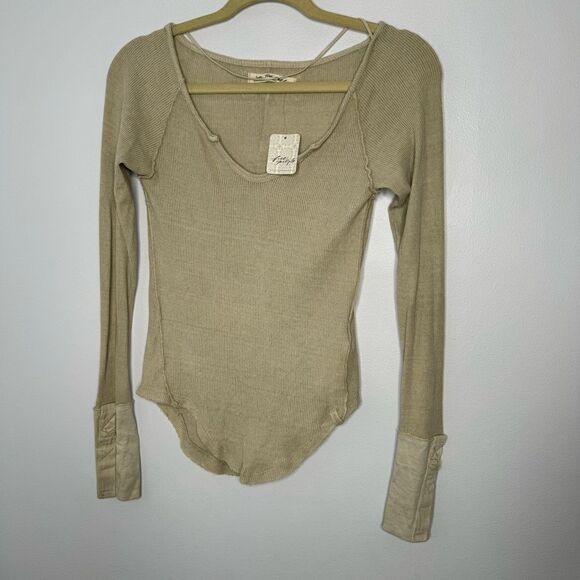 Free people layer up tee size XS - Picture 1 of 7